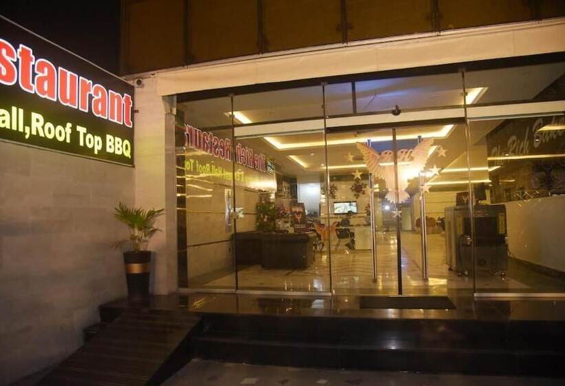 The Rich Hotel & Apartments