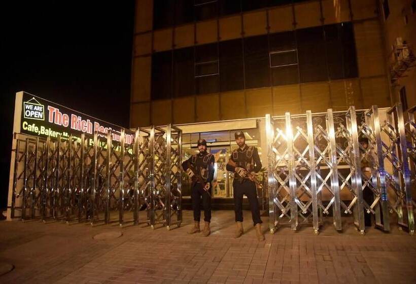 The Rich Hotel & Apartments