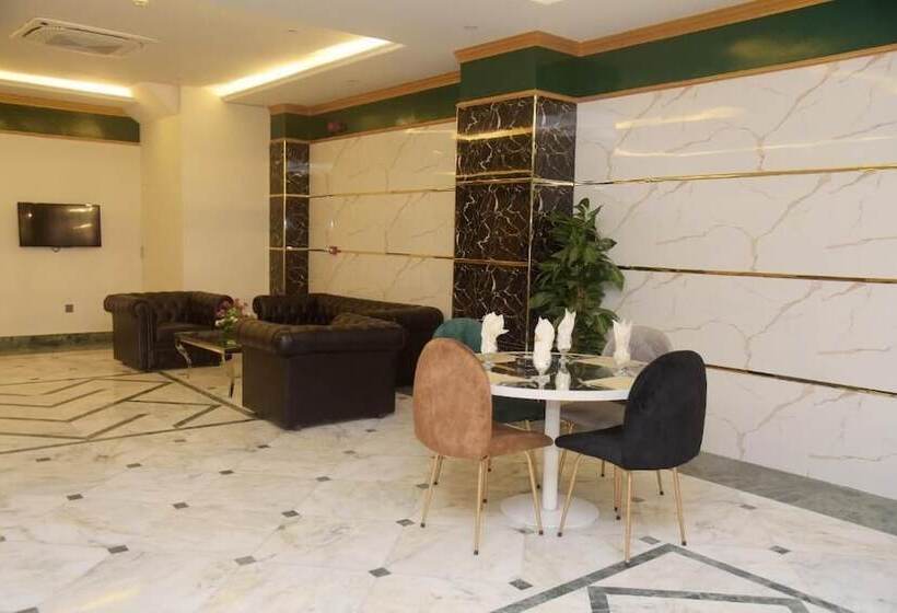 The Rich Hotel & Apartments