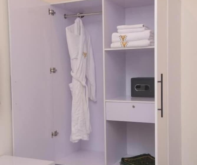 The Rich Hotel & Apartments