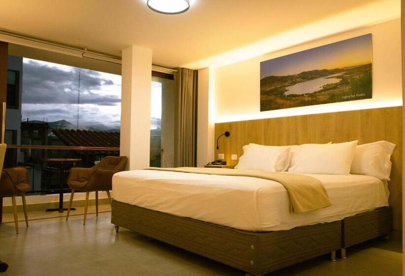 هتل Baños Del Inca Premium