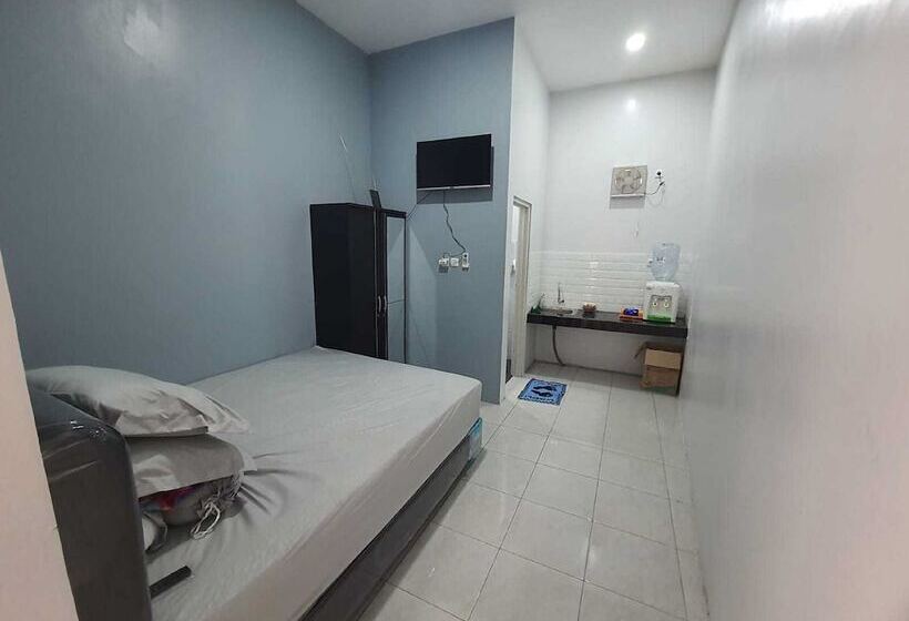 فندق Express O 92284 Kost Mazbie Syariah