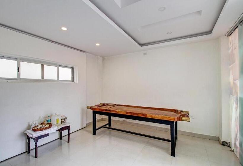 בית מלון כפרי Flagship M & M Hospitality