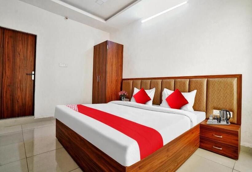 فندق O Raj Villas