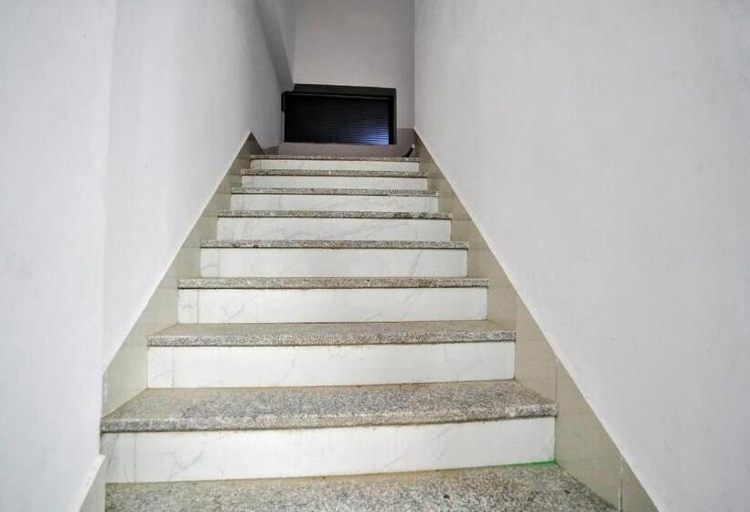 فندق O Raj Villas