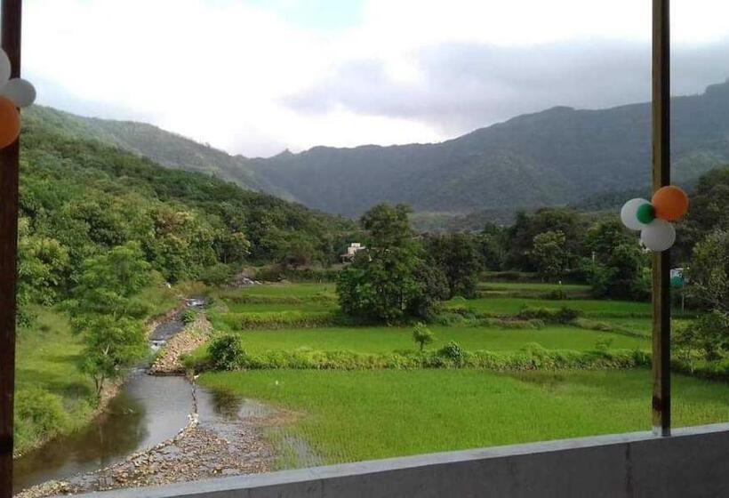 בית מלון כפרי Flagship Sanvi Resort