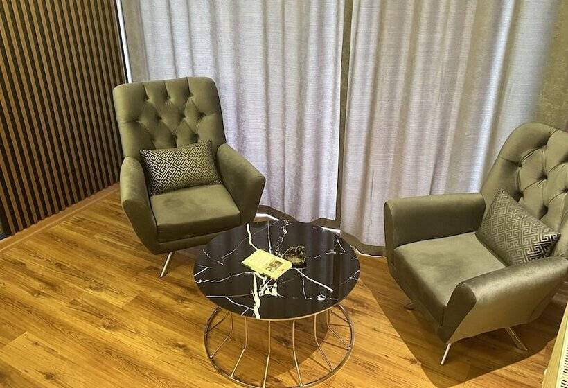 酒店 Golden Time İncek