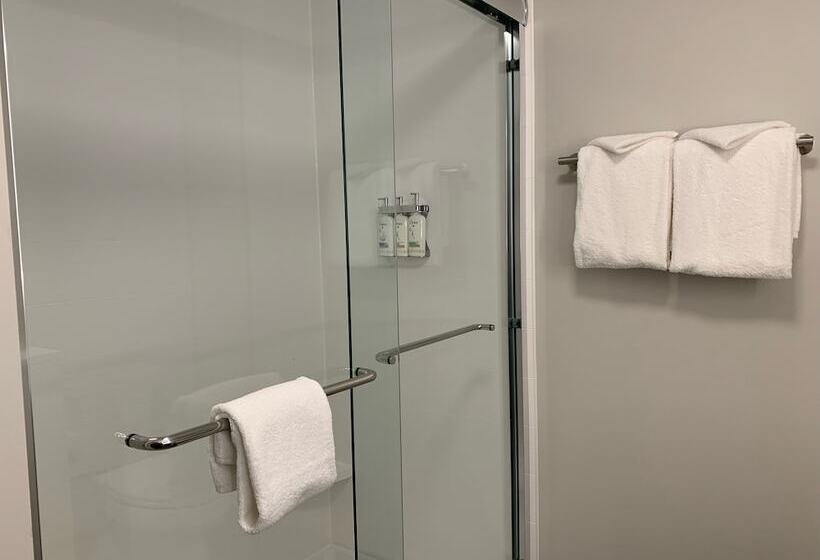 בית מלון כפרי Holiday Inn Express & Suites   Courtenay   Comox, An Ihg