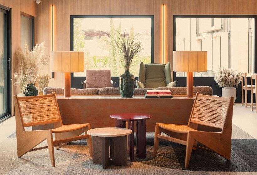 酒店 Hôtel Parc Du Landreau