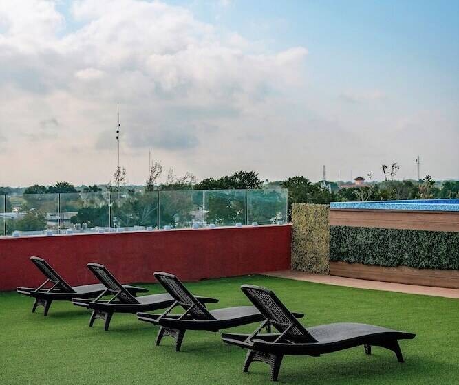 هتل Kavia Premium Paseo Montejo