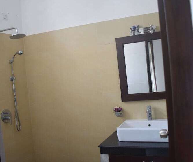 호텔 Mango Tree Villa Bentota