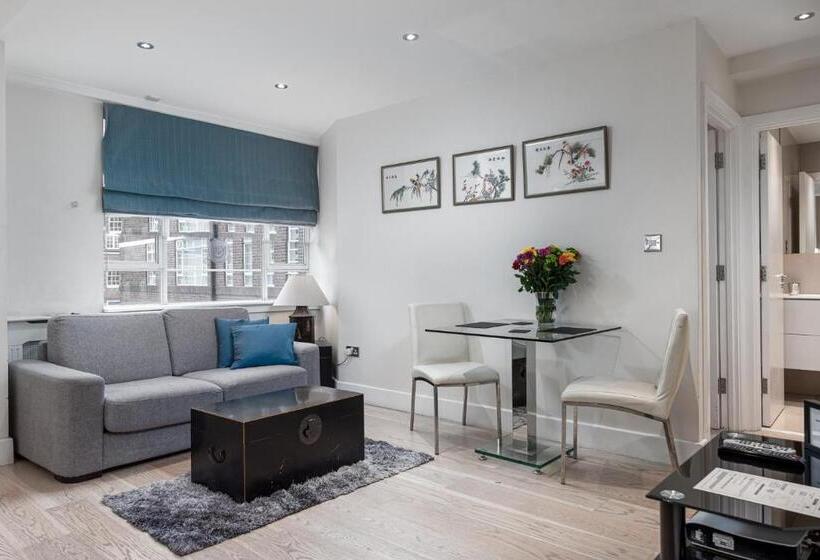 Отель Nell Gwynn House Apartments & Rooms