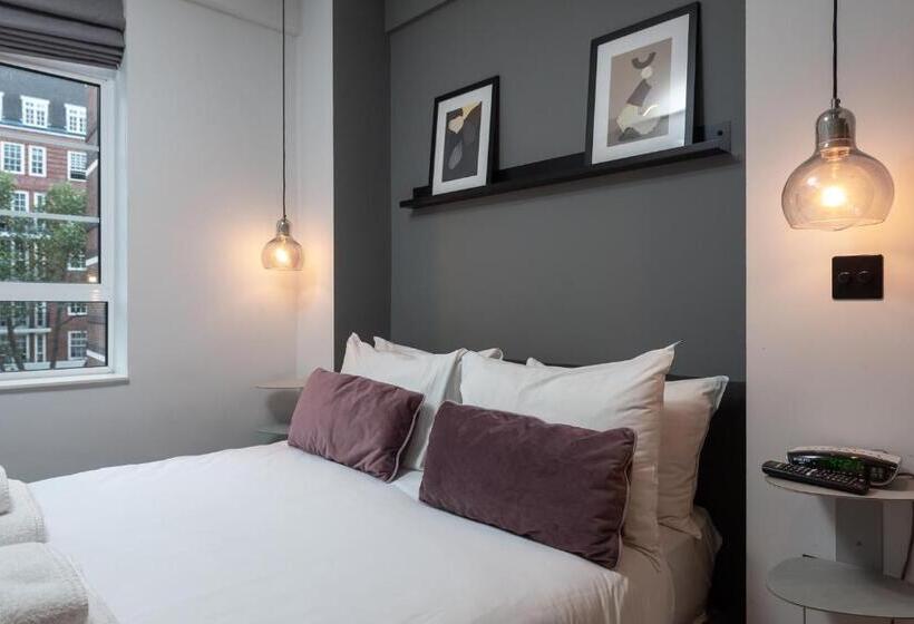 Отель Nell Gwynn House Apartments & Rooms