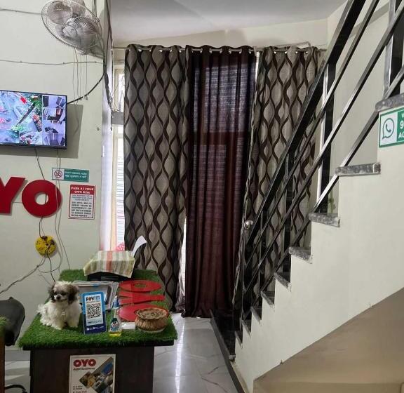 호텔 Oyo 80981 Agm Residency