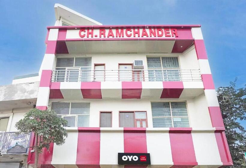 호텔 Oyo 80981 Agm Residency