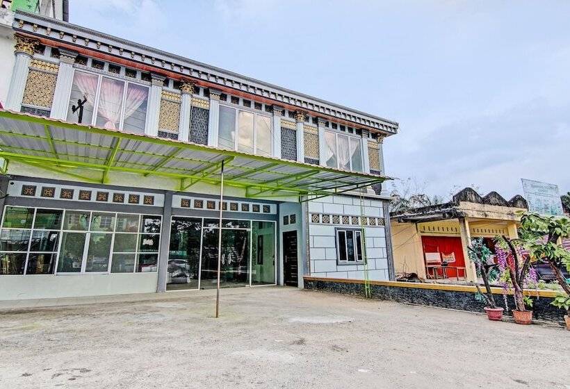 ホテル Oyo 92302 Salsa Homestay Syariah