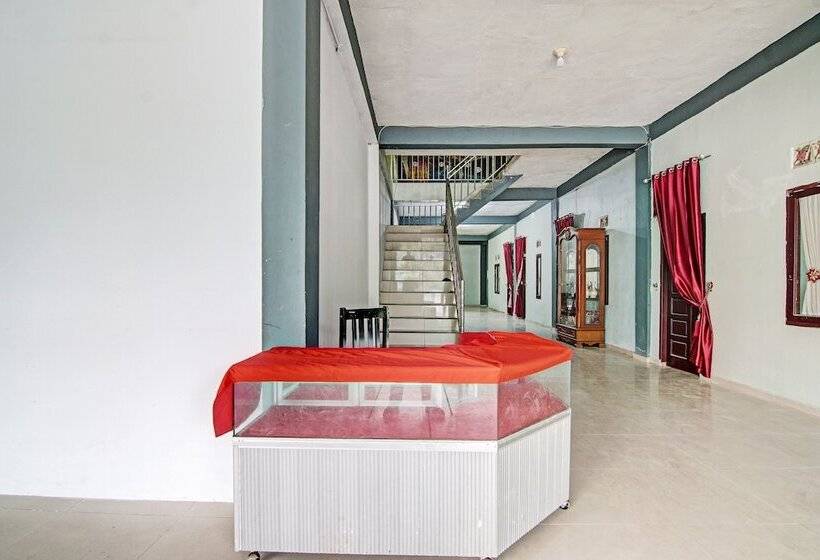 فندق Oyo 92302 Salsa Homestay Syariah