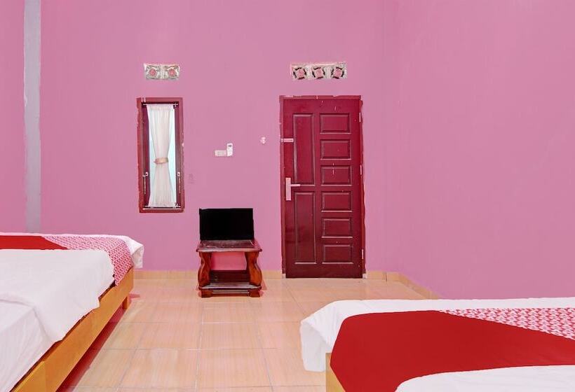 فندق Oyo 92302 Salsa Homestay Syariah