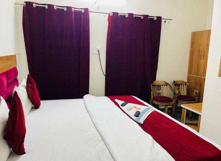 فندق Raj Near Railway Station , Haridwar