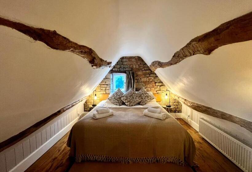 فندق The Lion, Tredington