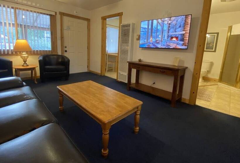 모텔 Fawndale Lodge