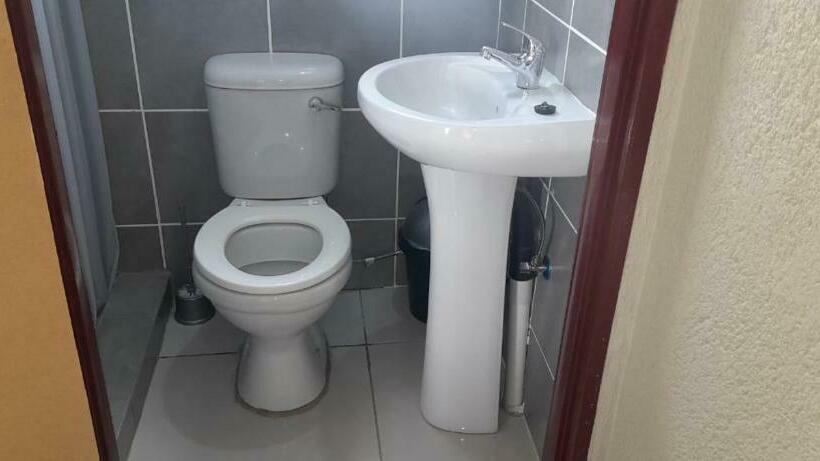 膳宿费 2nights Guest House