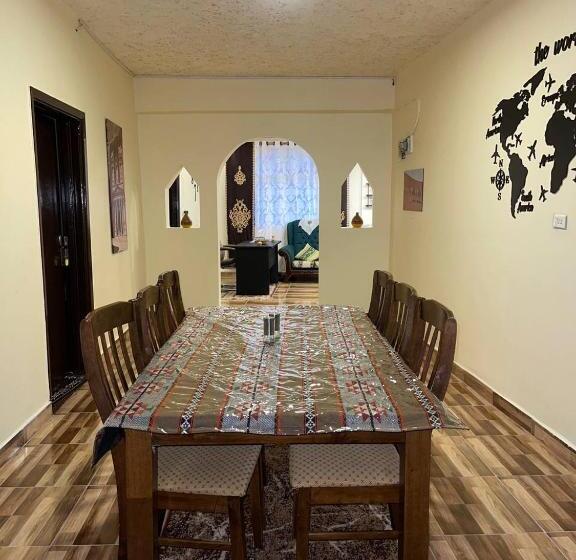 پانسیون Ad Deir Guesthouse