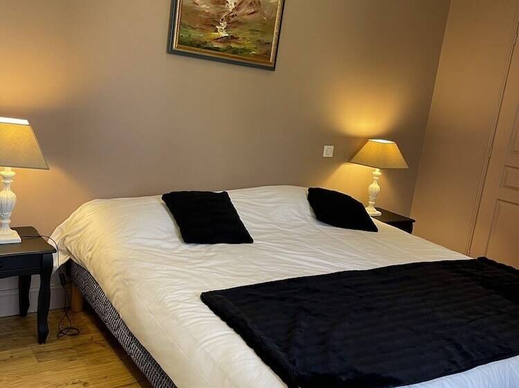 פנסיון Domaine Des Peyries   Chambres Et Table D Hôtes