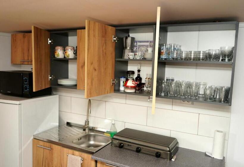 بنسيون Garden Vendégház