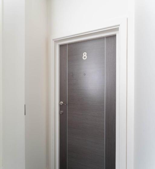 Пансион One Bed Flat With Additional Double Mattress Suitable For 4