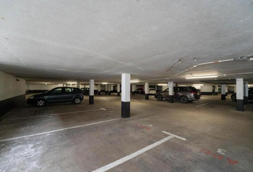 Пансион One Bed Flat With Additional Double Mattress Suitable For 4