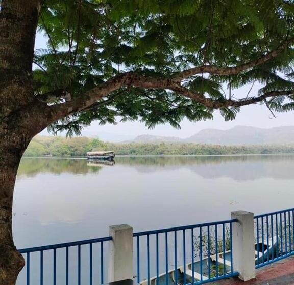 Пансион Oyo Home 80909 New Star Homes