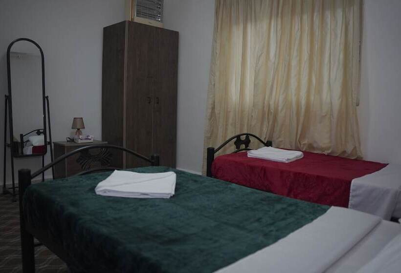 پانسیون Petra Triclinium Home