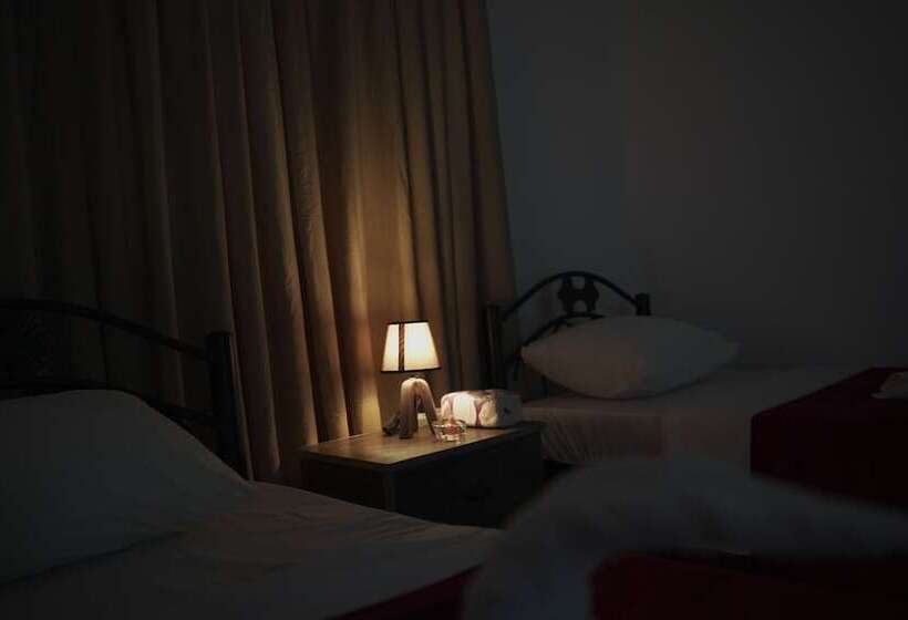 پانسیون Petra Triclinium Home