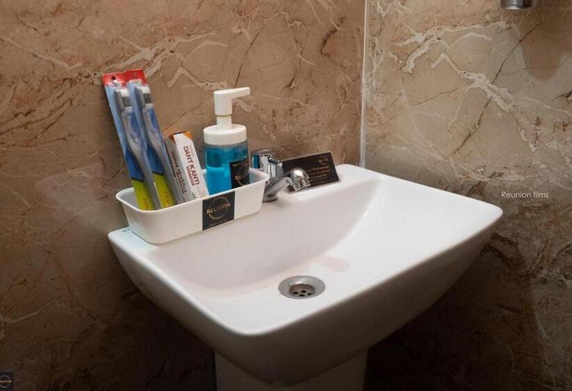 פנסיון Reunion Ocean Tides