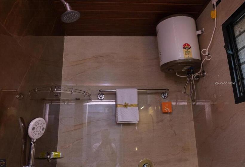 פנסיון Reunion Ocean Tides