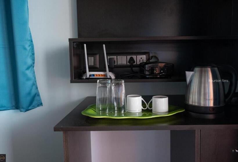 פנסיון Reunion Ocean Tides