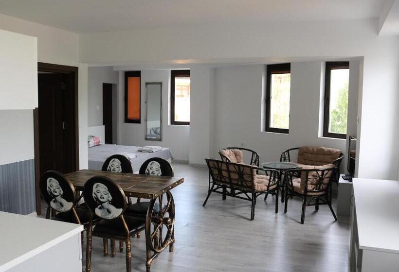 פנסיון Spa Guest House Valentina