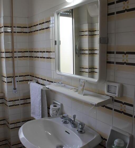 Piccolo Hotel Nuova Gestione