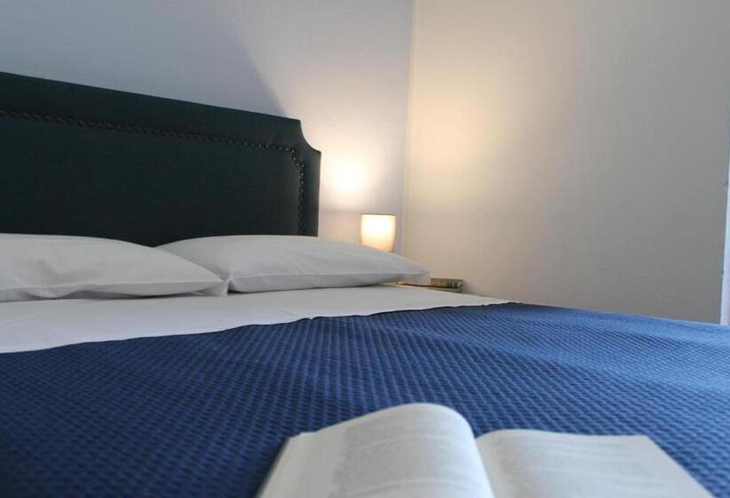 Piccolo Hotel Nuova Gestione