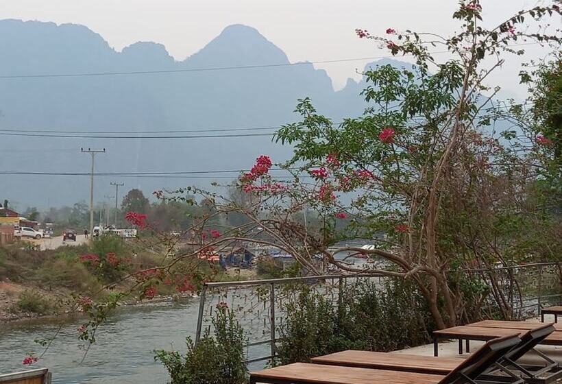 Riverside Garden Hostel