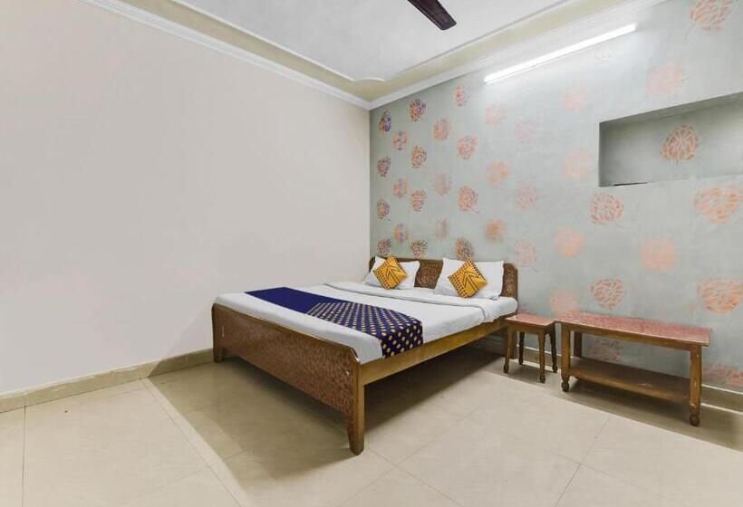 Spot On Hotel Suraj Palace