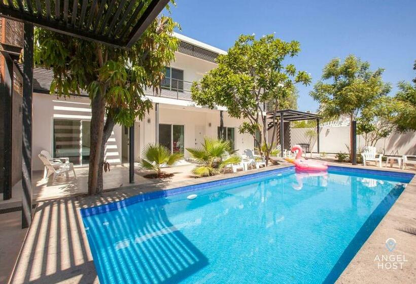 ユースホステル Downtown Studio Pool Bbq Near All The Hotspots