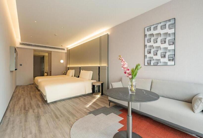 Atour S Hotel Shanghai Lujiazui Expo Center