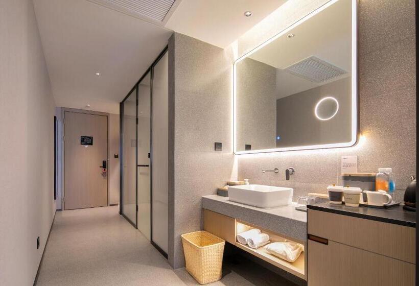 Atour S Hotel Shanghai Lujiazui Expo Center