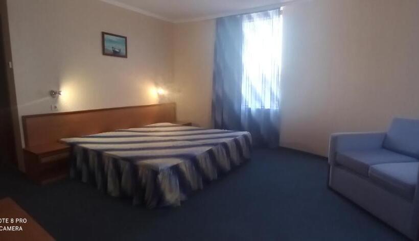 Hotel хотел кантилена