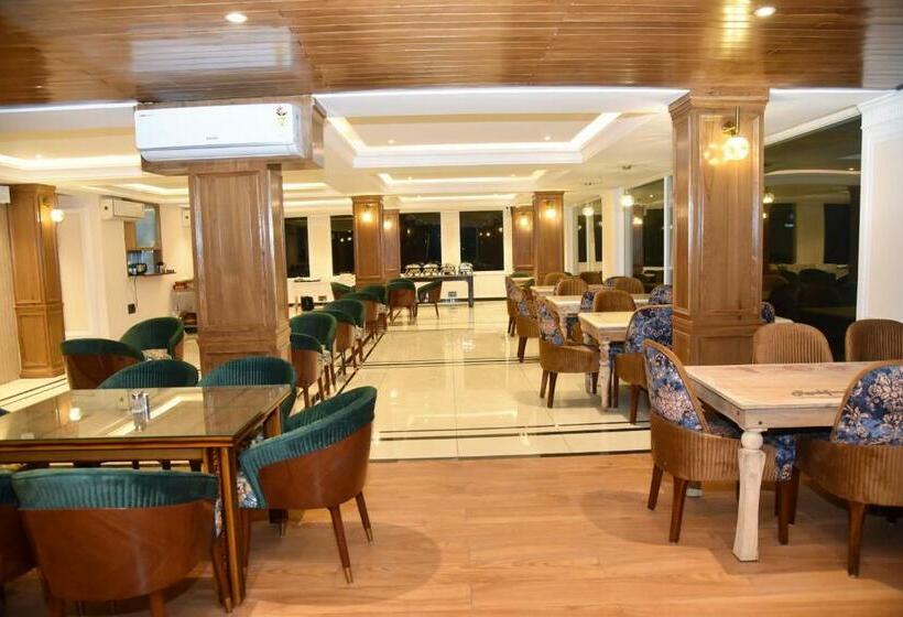 فندق Anantvilas Shimla Hills