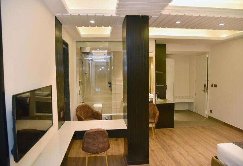 فندق Anantvilas Shimla Hills