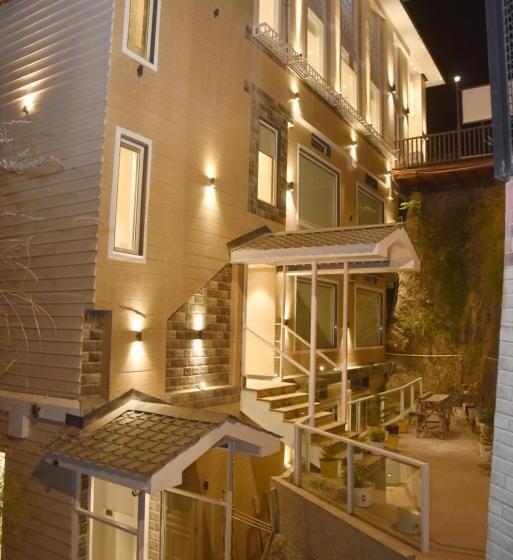 فندق Anantvilas Shimla Hills