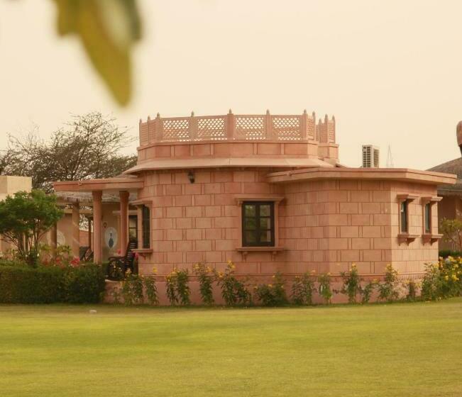فندق Clarks Exotica Resort & Camp , Dechu Jodhpur